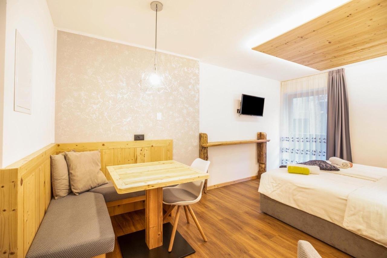 Chalet Osmar Suite 2 Campitello di Fassa Exterior foto